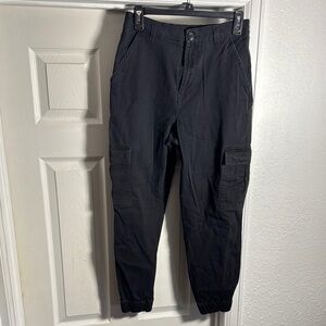 Woman’s Aeropostale Black Cargo Pants